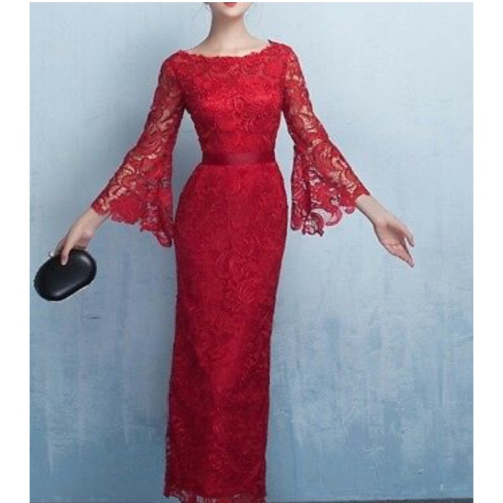 Brand New Beautiful Black Lace Formal Dress